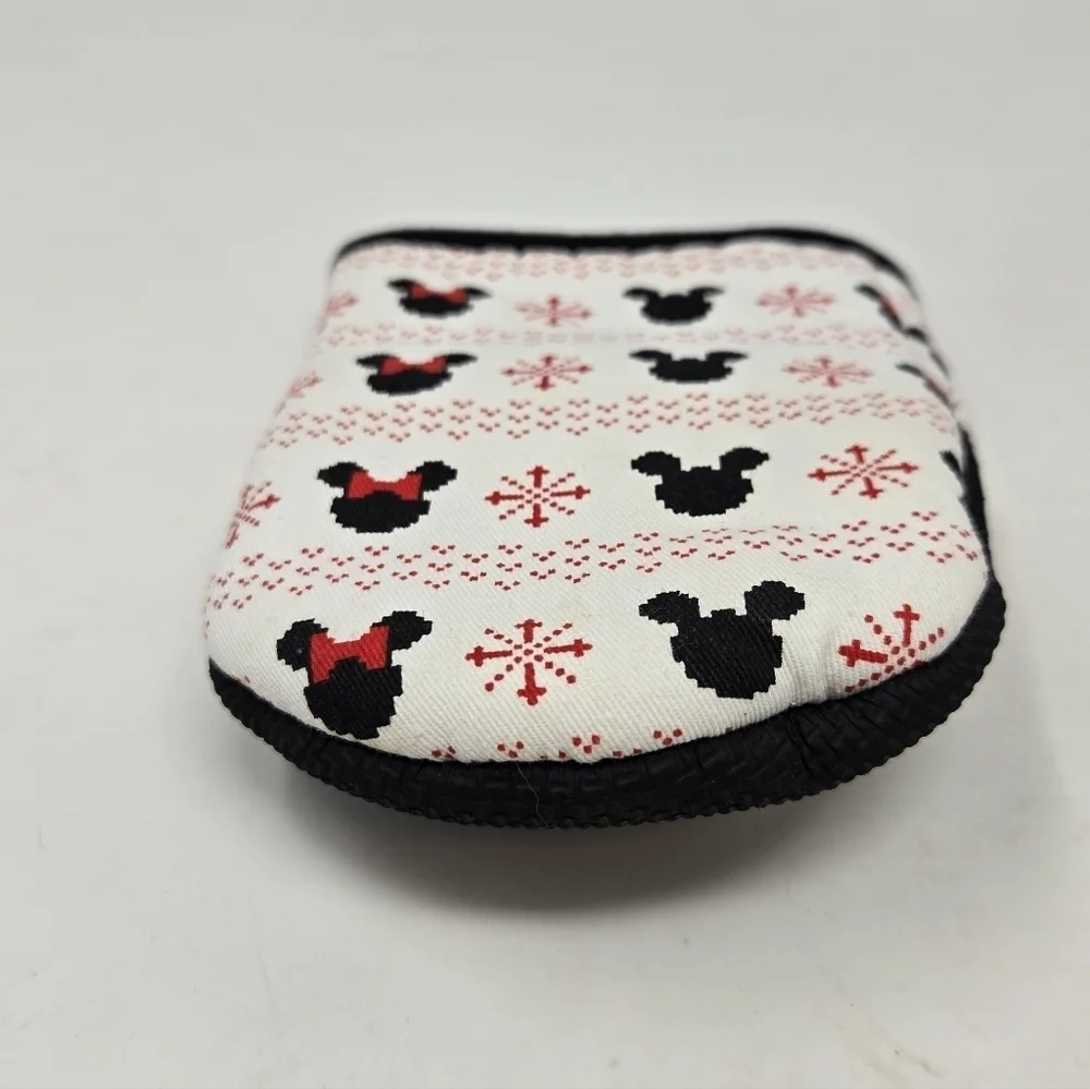 DISNEY PARKS KITCHEN BUNDLE LARGE MICKEY MOUSE COOKIE CUTTER SMALL OVEN MITT RED
